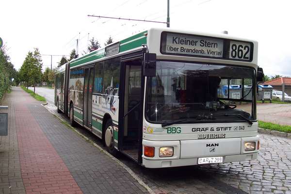 Articulated trolleybus no. 040 of the Austrian type &Ouml;AF Gr&auml;f & Stift NGE 152 M18