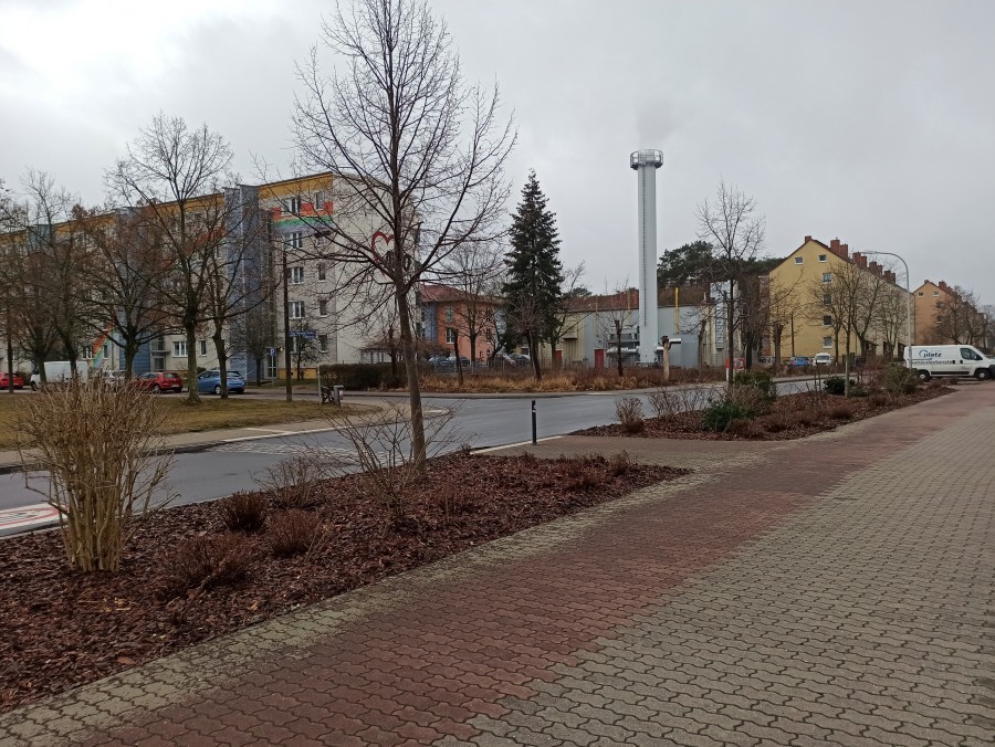 Fritz-Weineck-Straße mit Blick in Richtung Westen