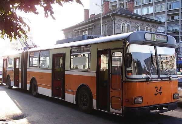 Ehemaliger Eberswalder Gelenkobus Nr.016 (Timisoara 34) vom österreichischen Typ
ÖAF Gräf & Stift GE 110 M16 in Timisoara/RO