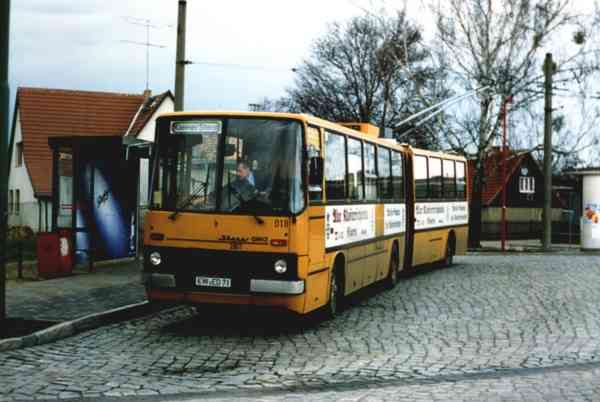 Gelenkobus Nr. 018 vom ungarischem Typ Ikarus 280.93 (außer Dienst)