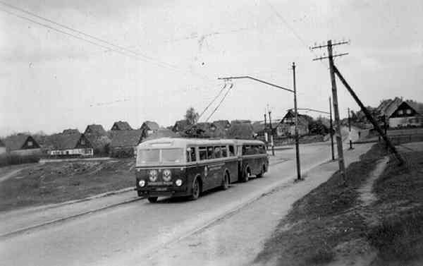 Obus vom DDR-Typ W 600
