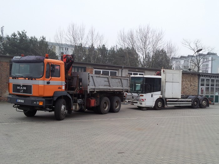 Abschleppwagen vom Typ MAN 24..