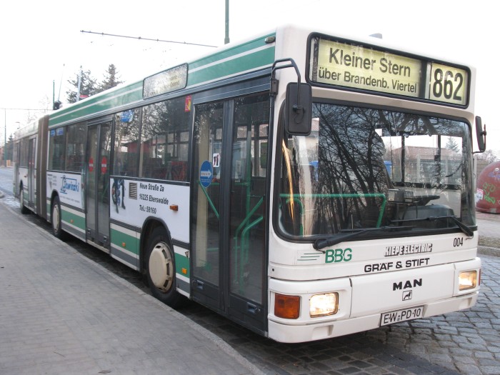 Gelenkobus Nr. 004 vom österreichischen Typ ÖAF Gräf & Stift NGE 152 M17