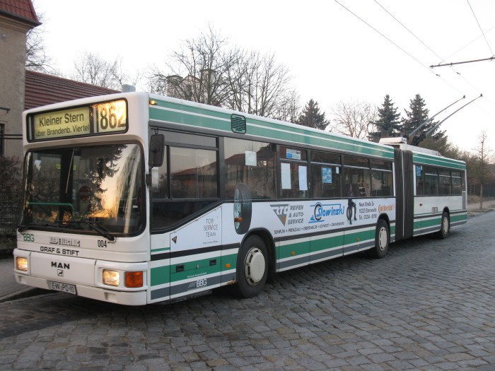 Gelenkobus Nr. 004 vom österreichischen Typ ÖAF Gräf & Stift NGE 152 M17