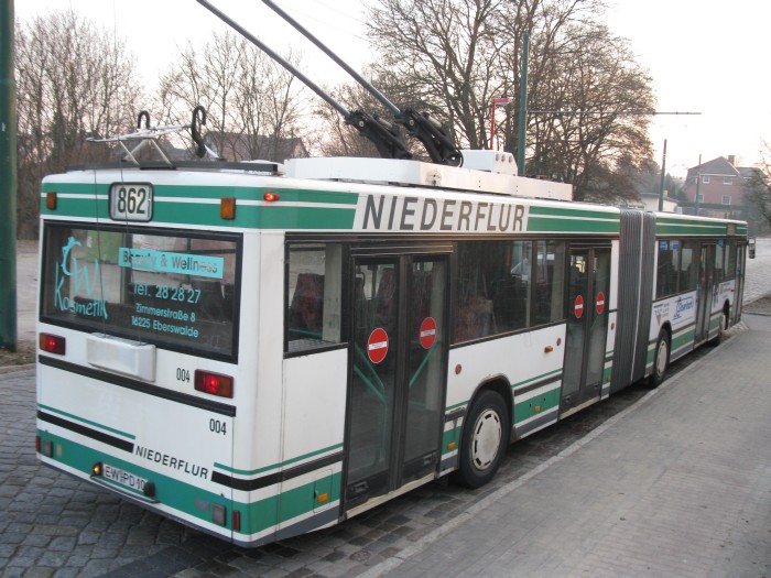 Gelenkobus Nr. 004 vom österreichischen Typ ÖAF Gräf & Stift NGE 152 M17