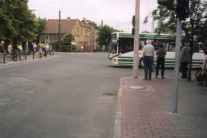 Die neue Obus-Verbindung Kleiner Stern-Brandenburgisches
Viertel ist freigegeben und der Gelenkobus Nr. 004 geht auf Eröffnungstour