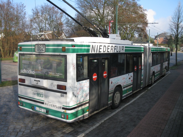 Gelenkobus Nr. 011 vom österreichischen Typ ÖAF Gräf & Stift NGE 152 M17