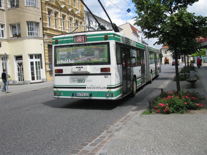 Gelenkobus 011 am Markt in Richtung Nordend
