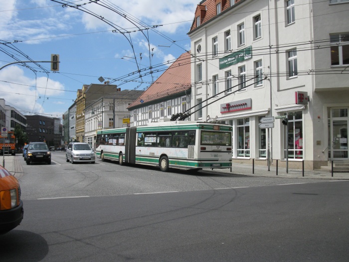 Gelenkobus 011 vom österreichischem Typ ÖAF Gräf & Stift NGE 152 M17 auf der letzten Fahrt durch Eberswalde