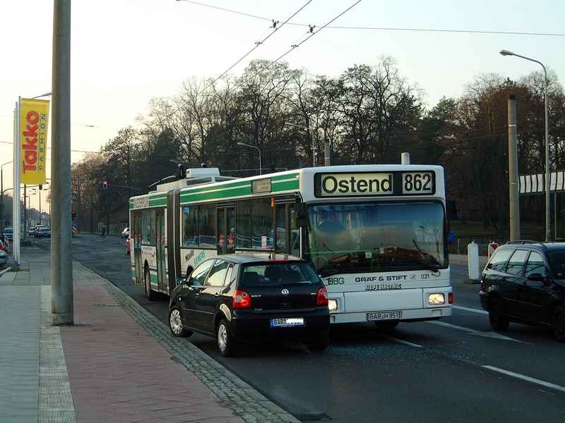 Verkehrsunfall mit Beteiligung des Gelenkobusses 031 am 21.11.2006