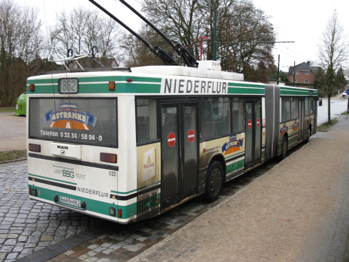 Gelenkobus Nr. 032 vom österreichischen Typ ÖAF Gräf & Stift NGE 152 M17