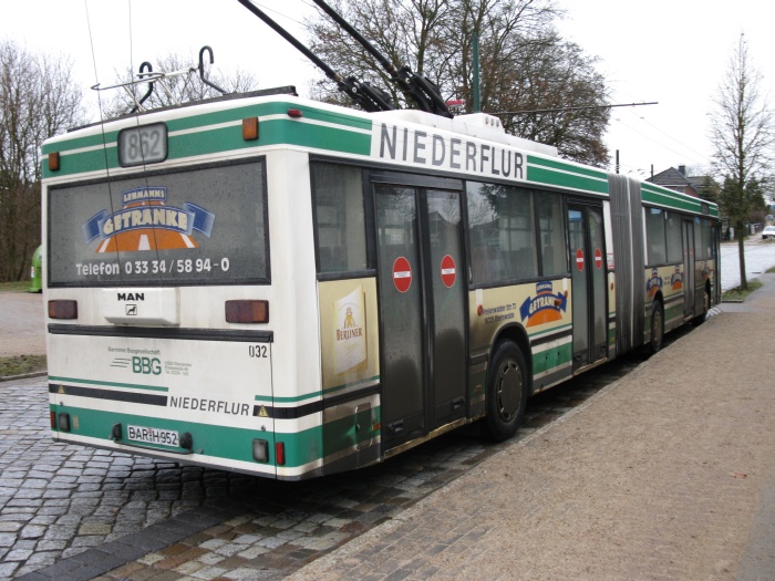 Gelenkobus Nr. 032 vom österreichischen Typ ÖAF Gräf & Stift NGE 152 M17