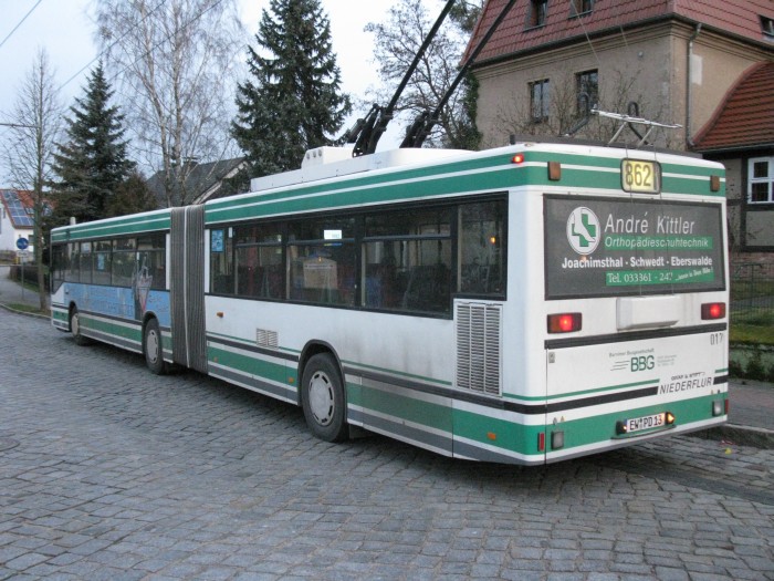 Gelenkobus Nr. 017 vom österreichischen Typ ÖAF Gräf & Stift NGE 152 M18
