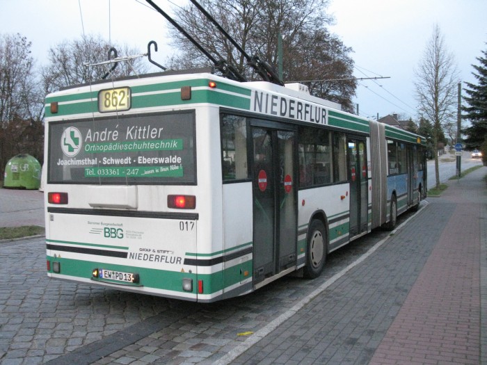Gelenkobus Nr. 017 vom österreichischen Typ ÖAF Gräf & Stift NGE 152 M18