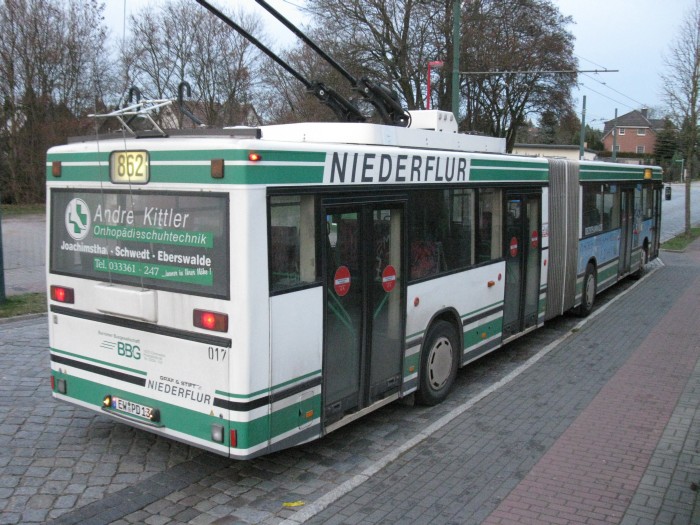 Gelenkobus Nr. 017 vom österreichischen Typ ÖAF Gräf & Stift NGE 152 M18