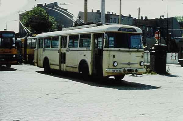 Obus vom tschechischen Typ ŠKODA 9 Tr