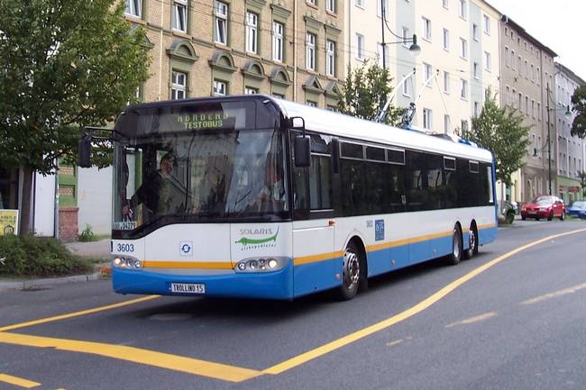 Obus vom Typ SOLARIS/DPO/CEGELEC 15AC