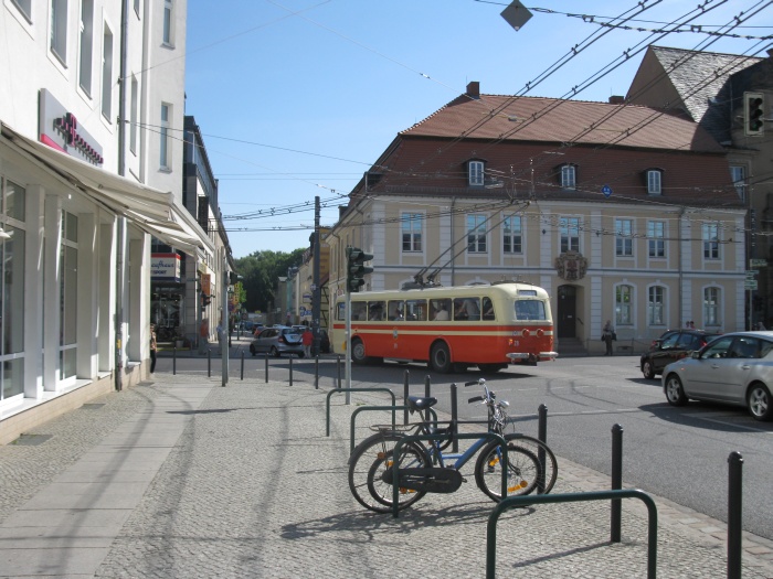 Für ehemalige Eberswalder Schüer aus den 70er Jahren, die alte 11 mit Anhänger war auch Škoda 8 Tr