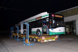 Anlieferung des ersten Eberswalder Gelenkobusses vom polnischen Typ Solaris Trollino 18 AC