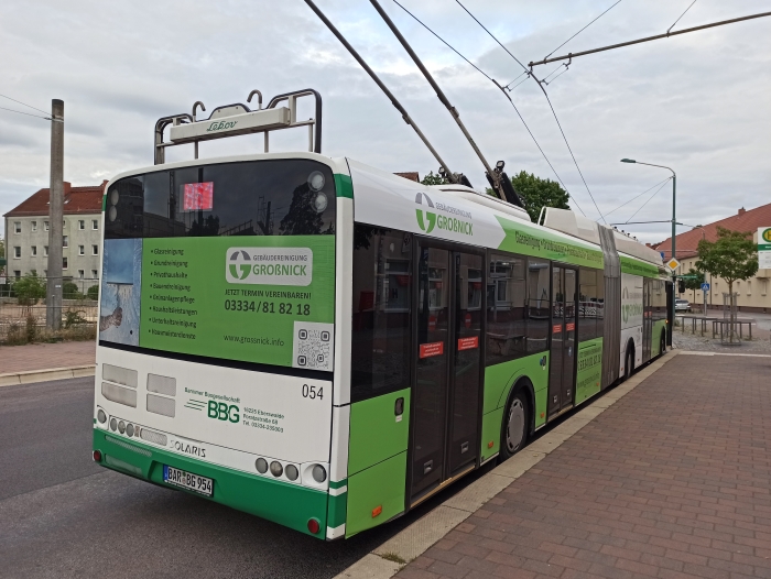 Gelenkobus Nr. 054 vom polnischen Typ Solaris Trollino 18 AC