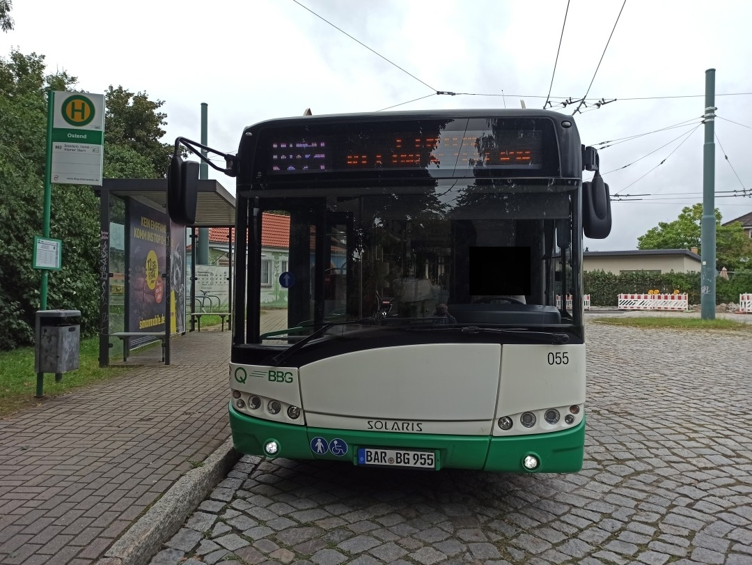 Gelenkobus Nr. 055 vom polnischen
Typ Solaris Trollino 18 AC