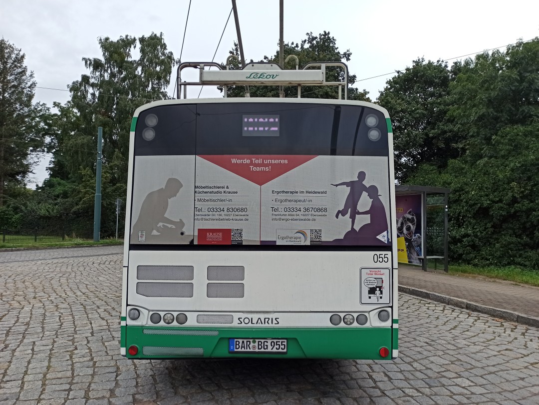 Gelenkobus Nr. 055 vom polnischen
Typ Solaris Trollino 18 AC