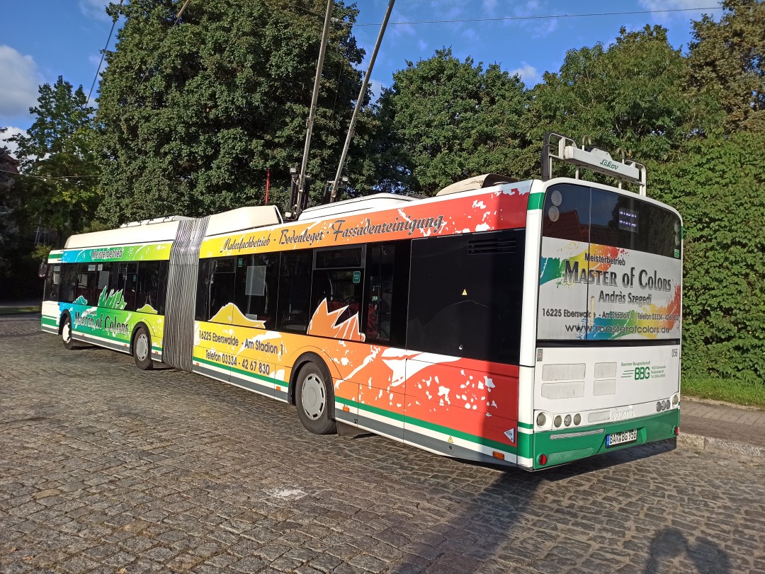 Gelenkobus Nr. 056 vom polnischen Typ Solaris Trollino 18 AC