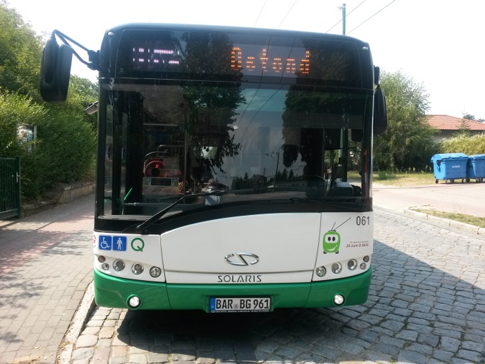 Gelenkobus Nr. 061 vom polnischen
Typ Solaris Trollino 18 AC