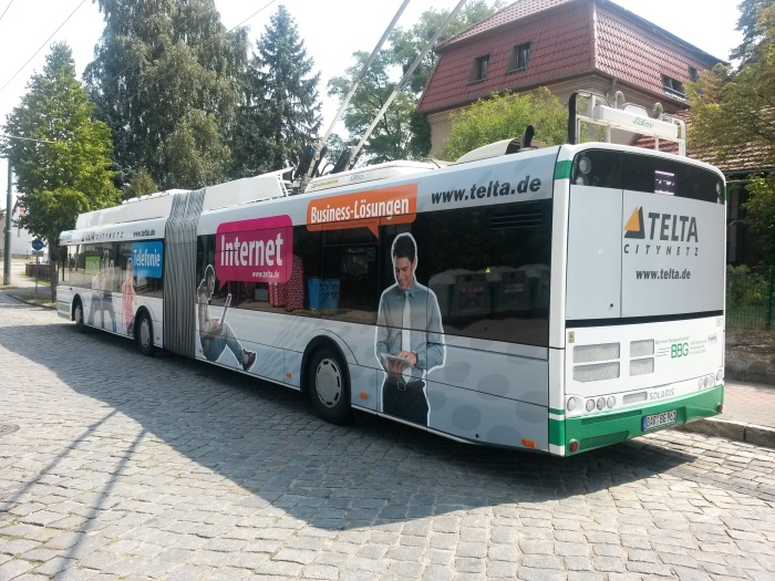 Gelenkobus Nr. 061 vom polnischen
Typ Solaris Trollino 18 AC