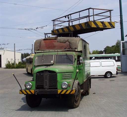 Turmwagen vom DDR-Typ IFA H3A/Krause auf dem Betriebshof Eberswalde/Nordend